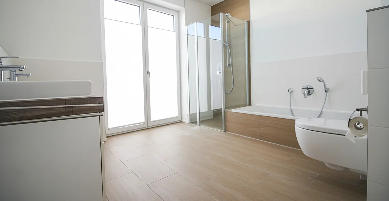 BADEZIMMER | 2. OBERGESCHOSS