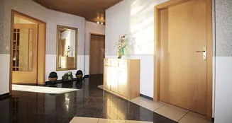 von_poll_real_estate_property_25123058_image_6