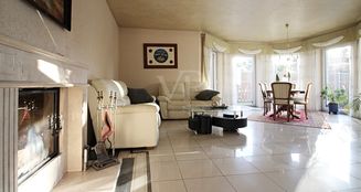 von_poll_real_estate_property_25123058_image_7