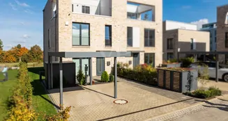 von_poll_real_estate_property_25123060_image_0