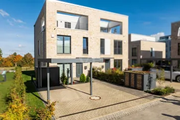 von Poll Immobilien GmbH