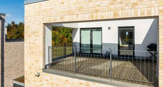 von_poll_real_estate_property_25123060_image_2