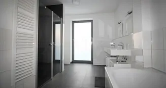 von_poll_real_estate_property_25123061_image_7