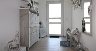 von_poll_real_estate_property_25123070_image_8