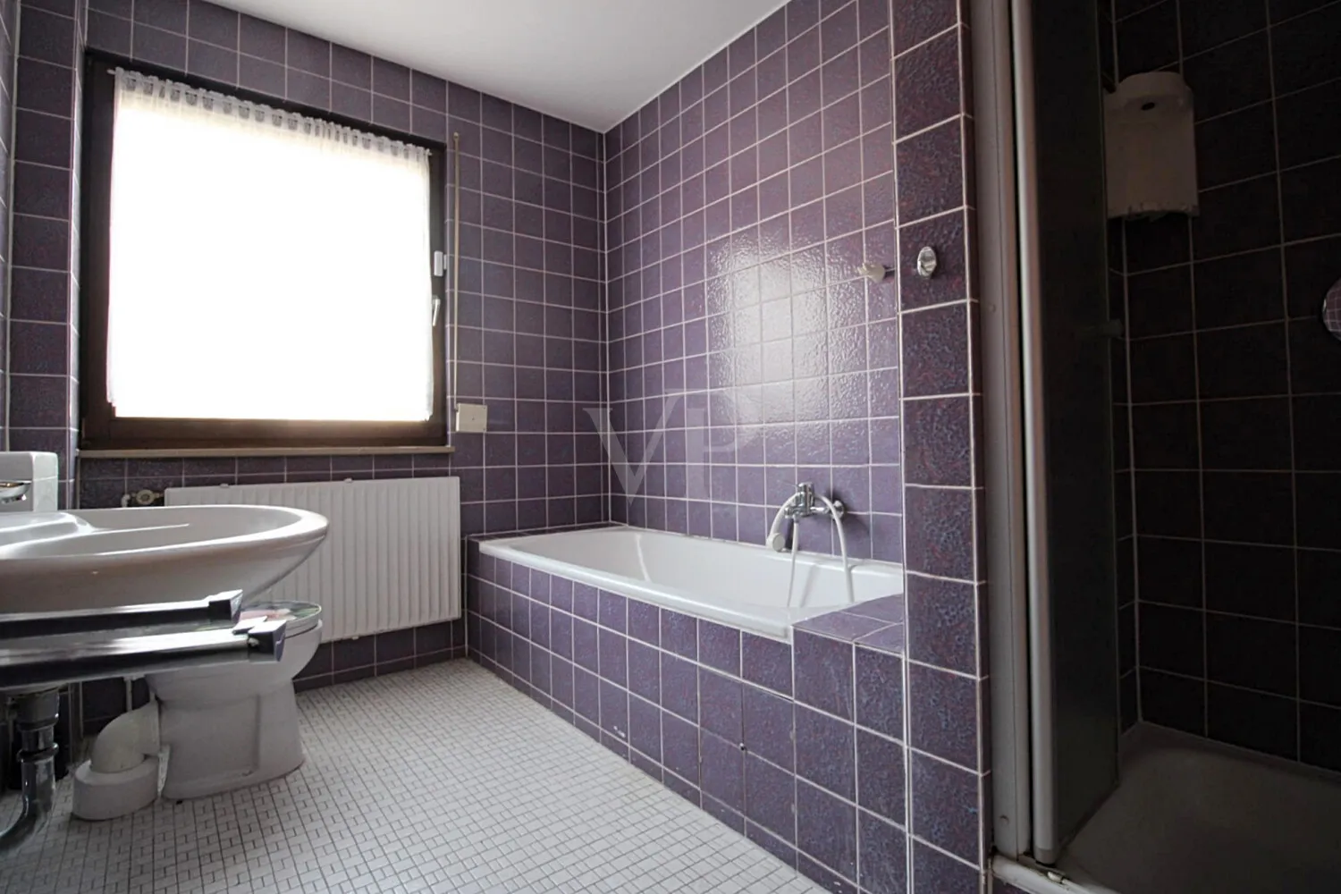BADEZIMMER EG