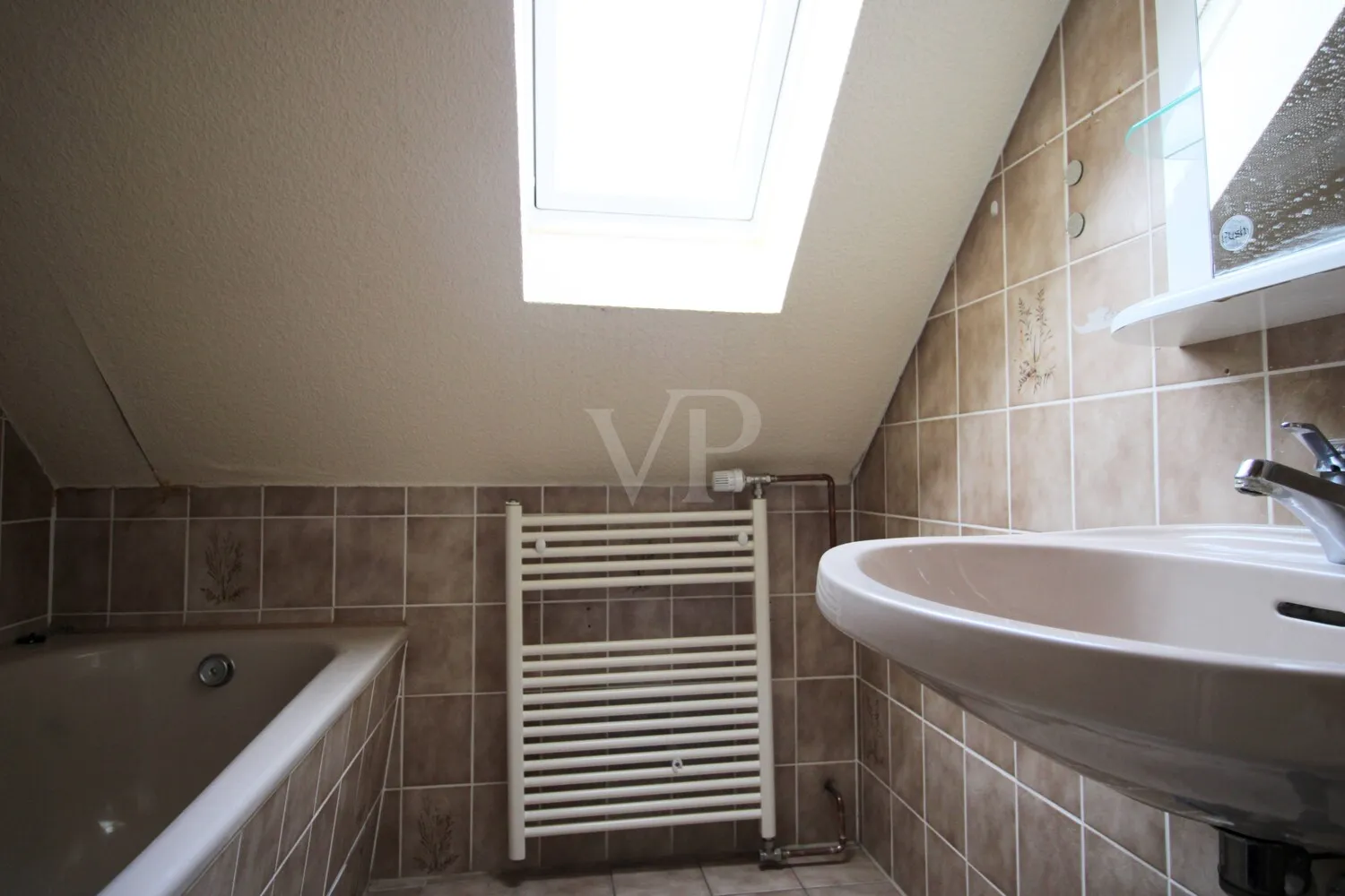 BADEZIMMER OG