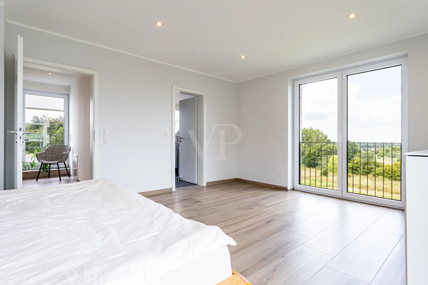 ÜBERGANG EN SUITE BAD
