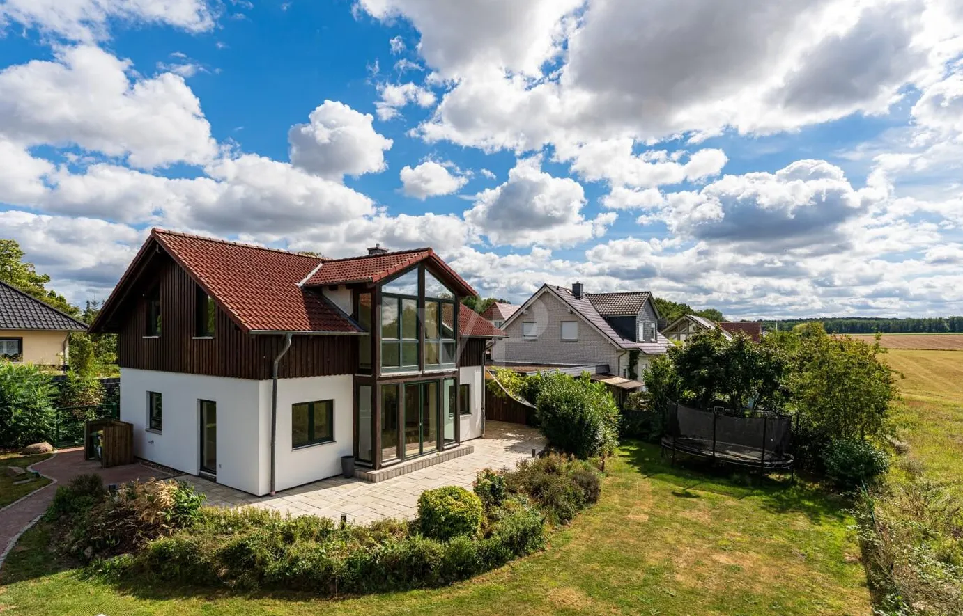 HAUS | GARTENSEITE