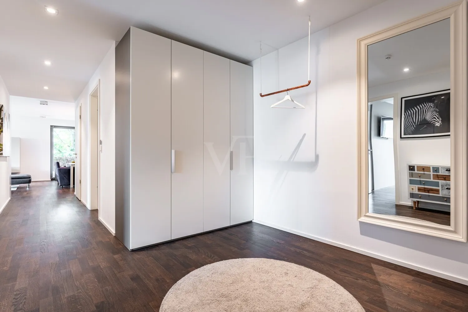 FLUR | GARDEROBE