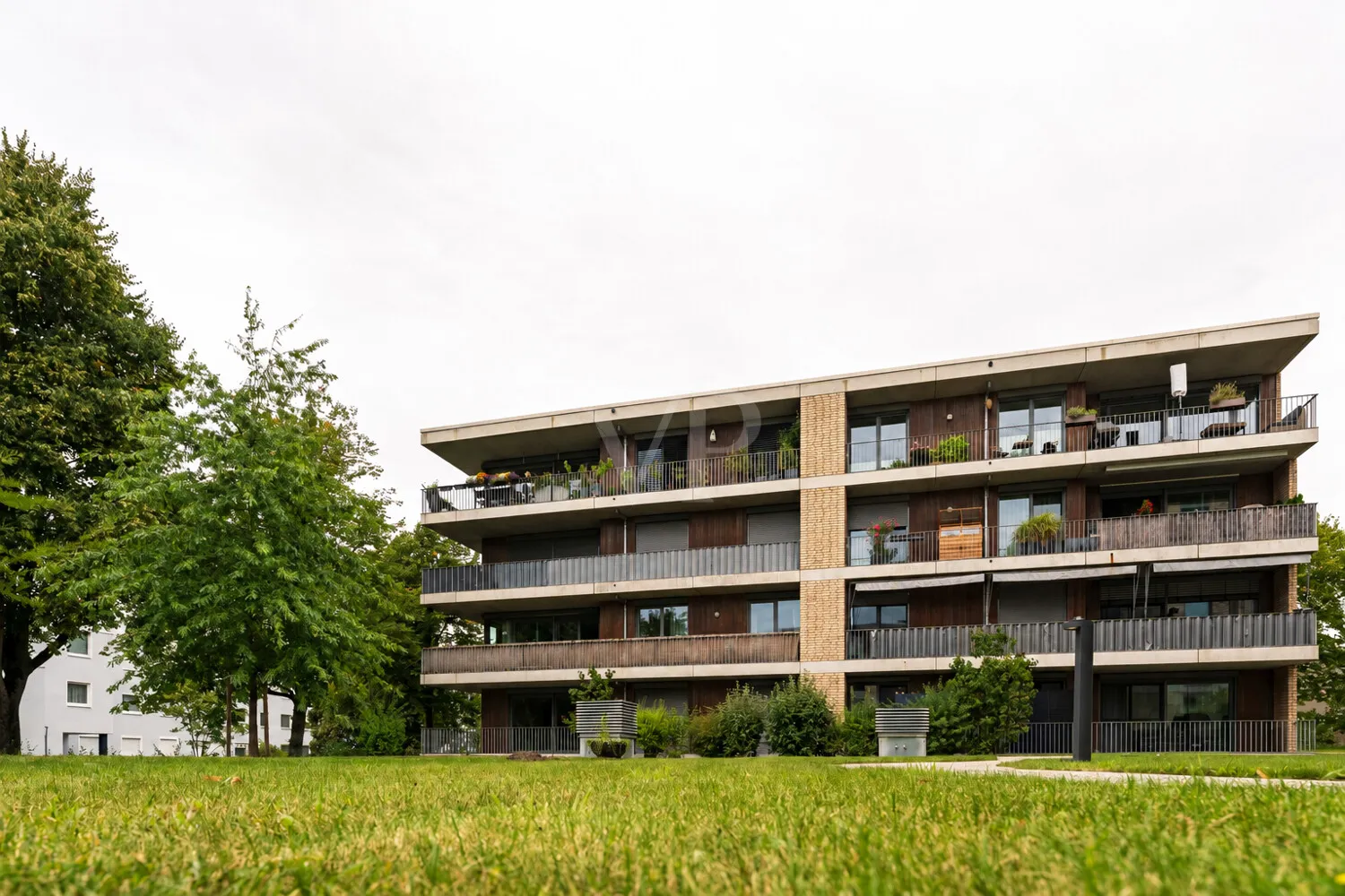 HAUS | GARTENSEITE