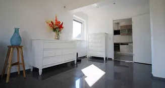 von_poll_real_estate_property_25123004_image_8