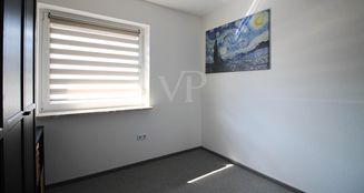 von_poll_real_estate_property_25123004_image_10