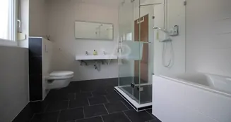 von_poll_real_estate_property_25123004_image_17