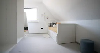 von_poll_real_estate_property_25123004_image_16