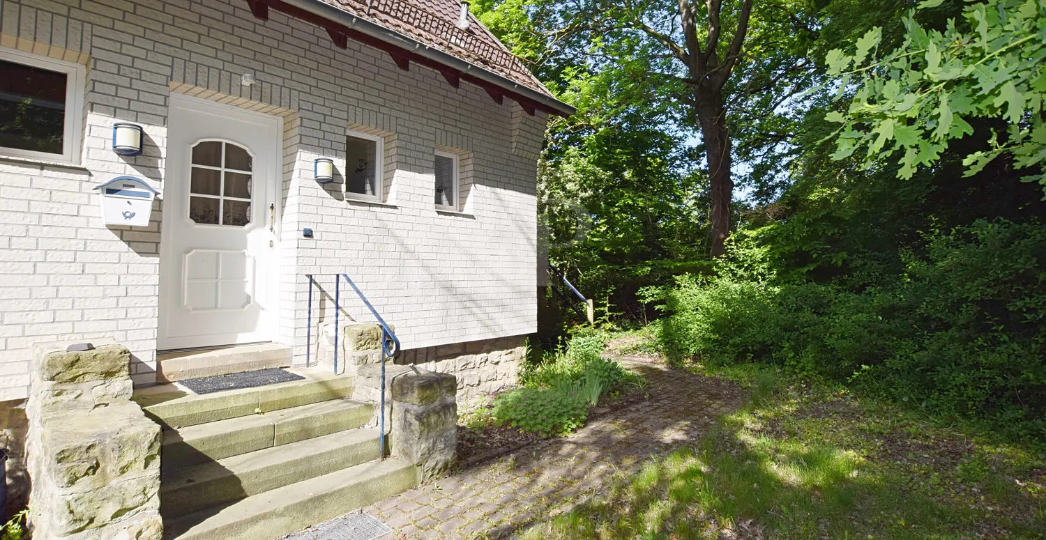 HAUS II  /   EINGANG