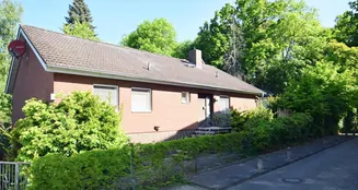 von_poll_real_estate_property_25123012_image_0