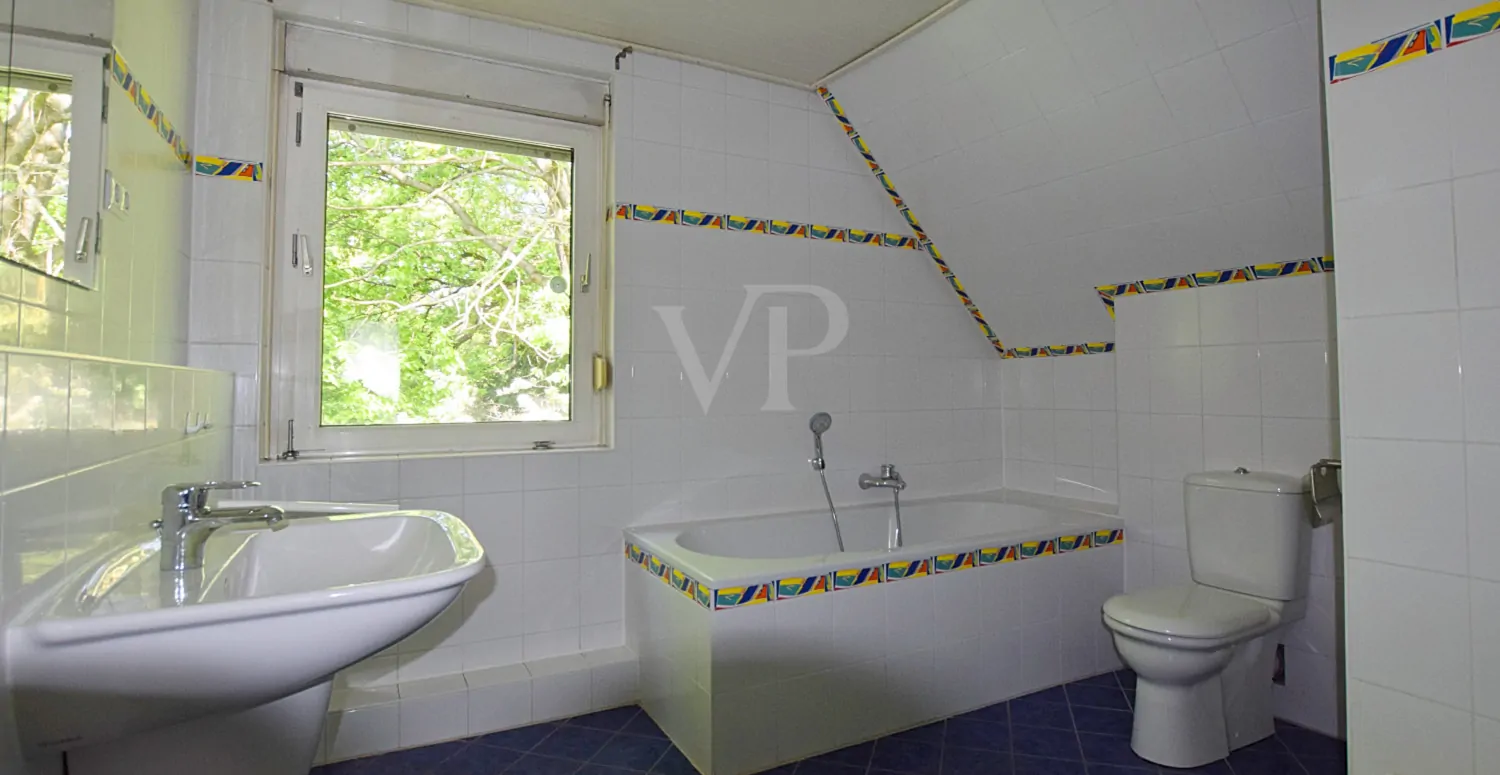 HAUS II  /   BADEZIMMER