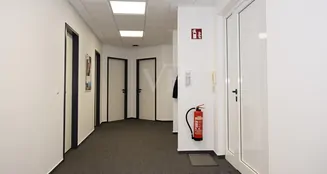 von_poll_real_estate_property_25123013_image_10