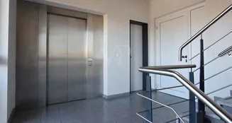 von_poll_real_estate_property_25123013_image_2