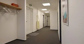 von_poll_real_estate_property_25123013_image_9