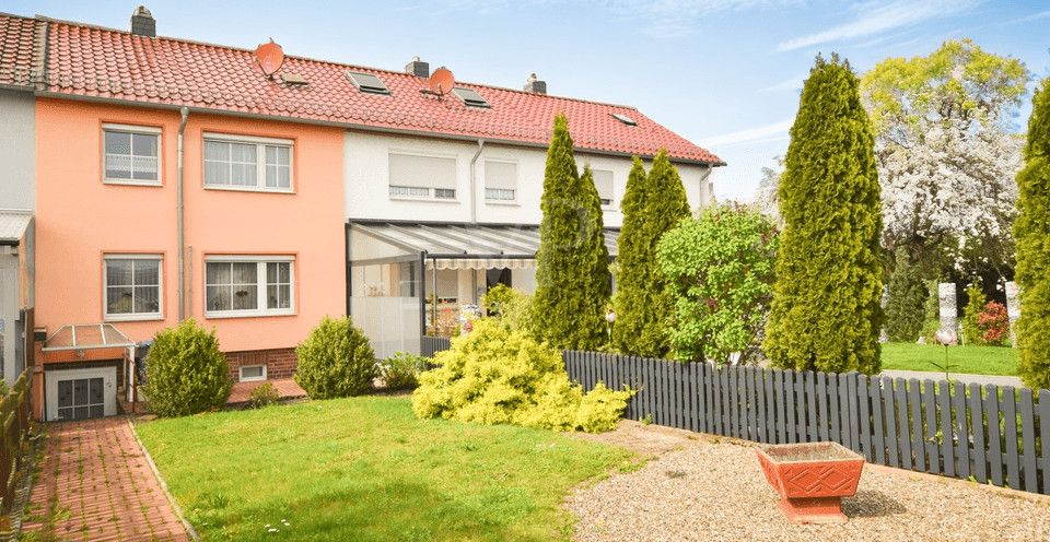 HAUS | GARTENSEITE