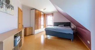 von_poll_real_estate_property_25202020_image_13