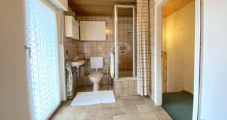 von_poll_real_estate_property_25202027_image_18