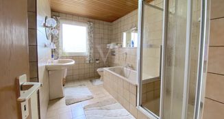 von_poll_real_estate_property_25202027_image_12