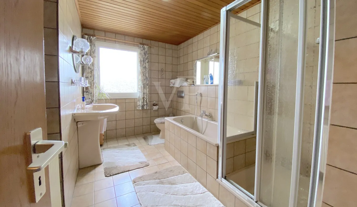 EG-OG 1- Badezimmer Mitte