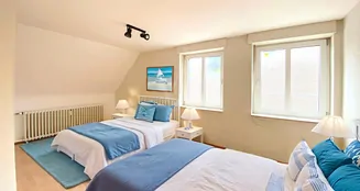 von_poll_real_estate_property_25202018_image_20