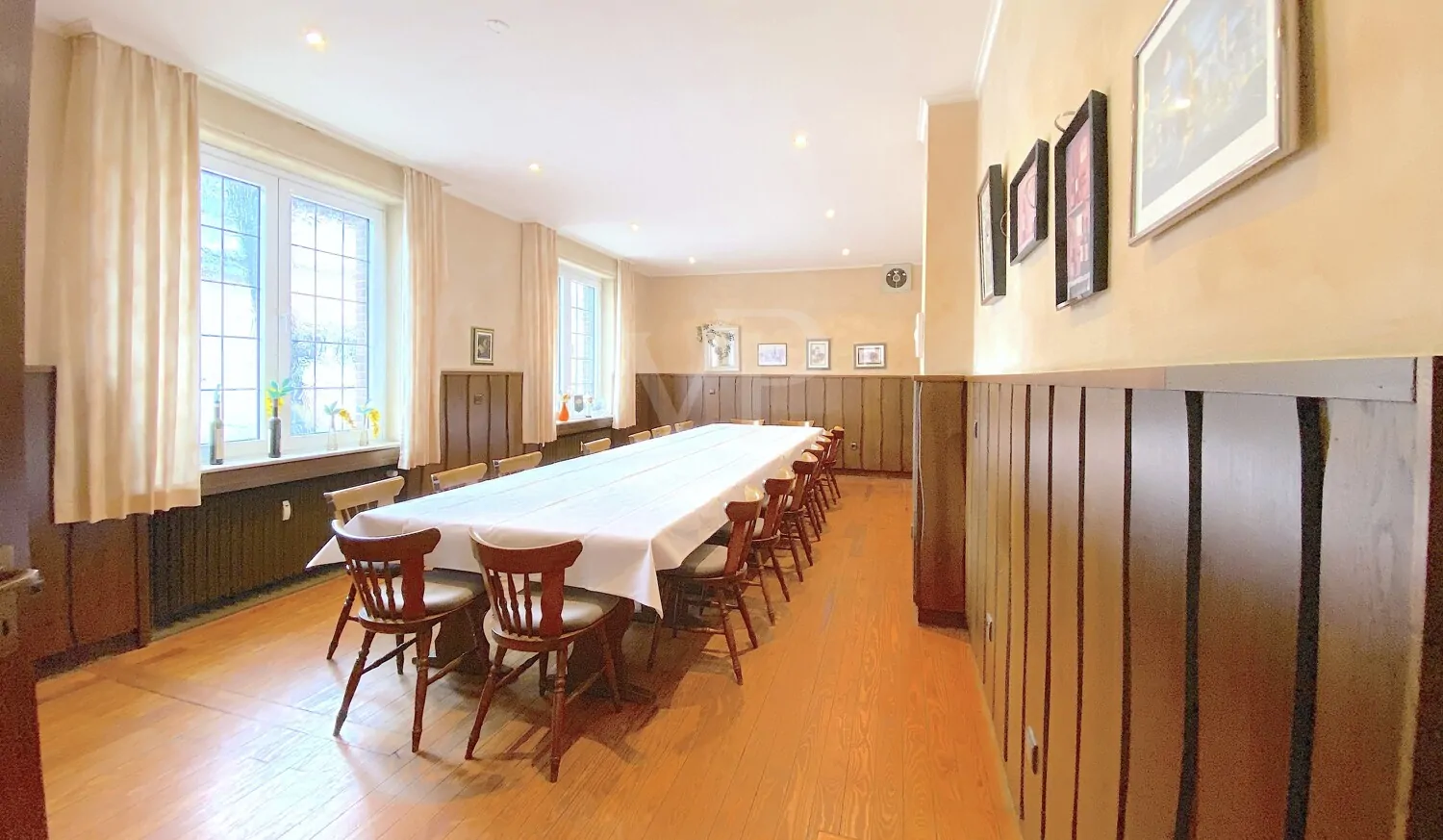 EG Gesellschaftszimmer