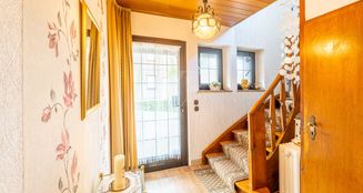 von_poll_real_estate_property_25202016_image_4