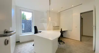 von_poll_real_estate_property_26202005_image_11