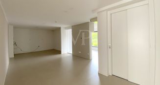von_poll_real_estate_property_25202024_image_25