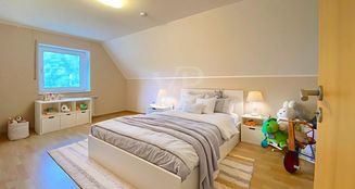 von_poll_real_estate_property_25202021_image_23