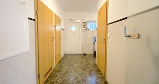 von_poll_real_estate_property_25202021_image_5