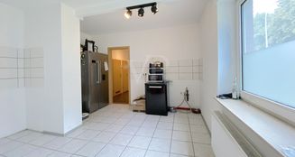 von_poll_real_estate_property_25202021_image_11