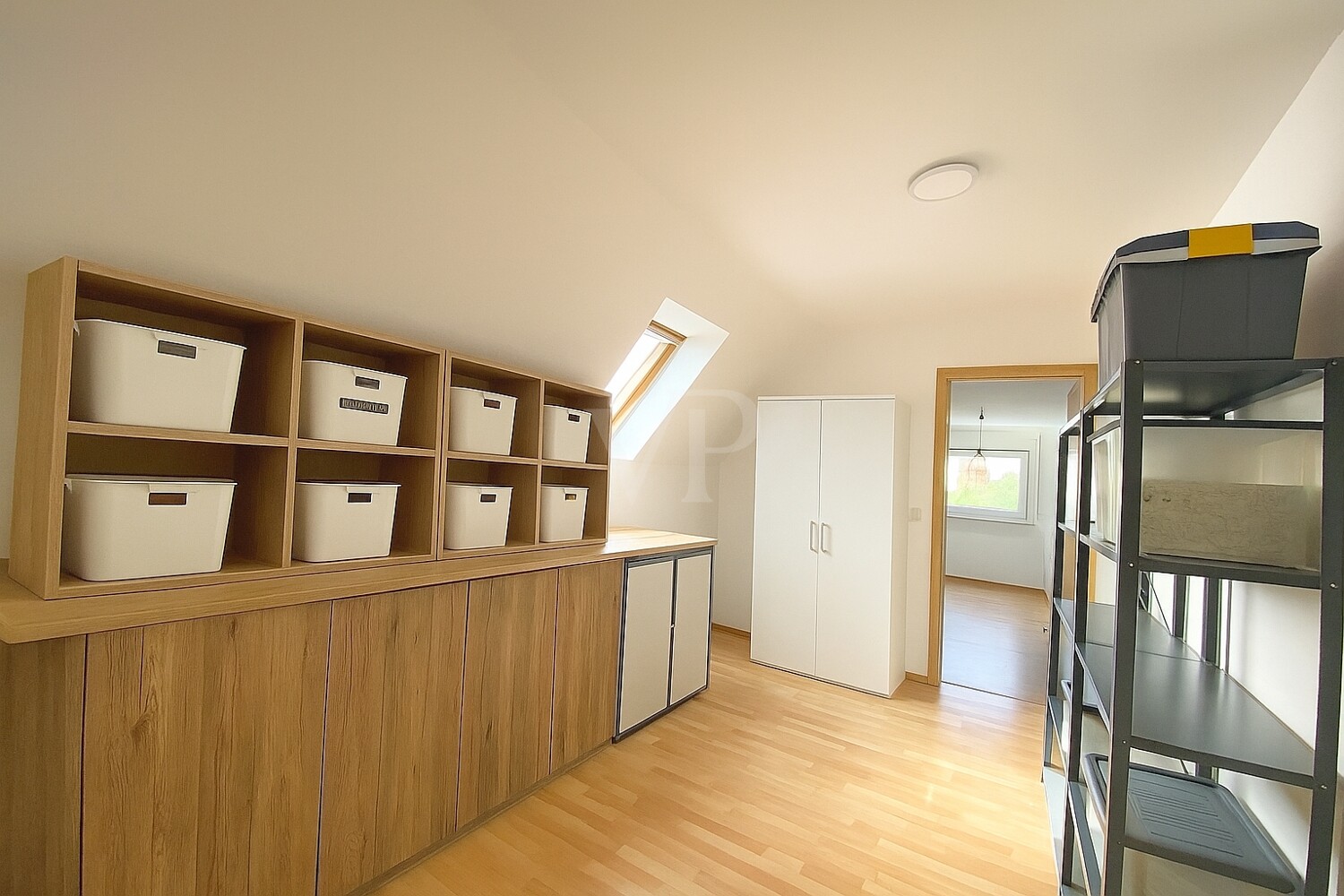 KI DG Büro / Abstellraum