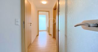 von_poll_real_estate_property_25202021_image_14