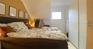 von_poll_real_estate_property_25202025_image_17