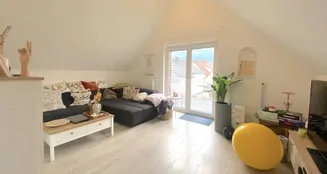 von_poll_real_estate_property_25202025_image_15