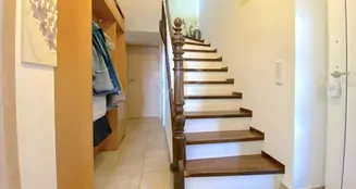 von_poll_real_estate_property_25202026_image_16