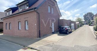 von_poll_real_estate_property_25202026_image_2