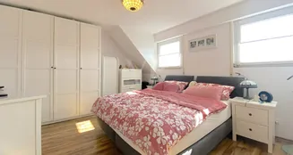 von_poll_real_estate_property_25202026_image_19