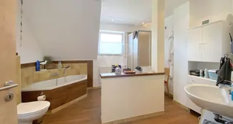 von_poll_real_estate_property_25202026_image_18