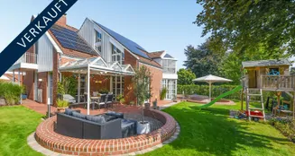 von_poll_real_estate_property_25202022_image_0