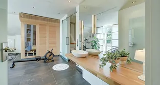 von_poll_real_estate_property_25202022_image_25