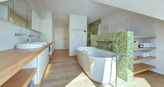 von_poll_real_estate_property_25202022_image_23