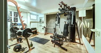 von_poll_real_estate_property_25202022_image_29