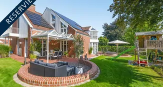 von_poll_real_estate_property_25202022_image_0